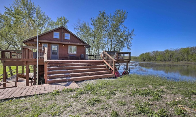 Wakenda Cabin | Discover Nature at Lodge on 240 Acres with Fire Pit & Deck