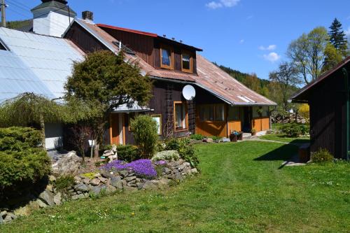 Ludvikov Cabin | Experience Lodge U Mařenky A Jeníčka: Family-Friendly Retreat
