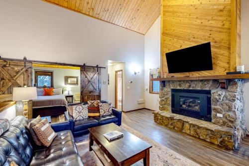 Winter Park House | Top-Rated Lodgepole Haven: Family-Friendly Retreat Awaits