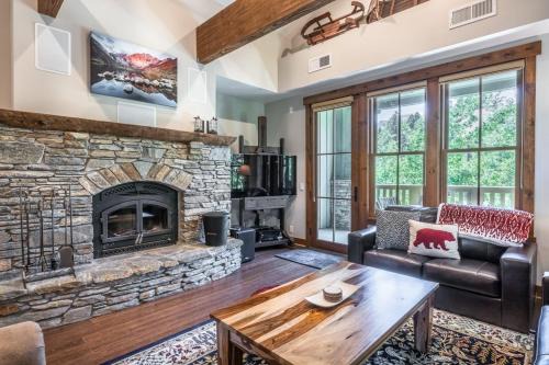 Mammoth Lakes House | Family-Friendly Lodges 1138: Child-Centric Getaway