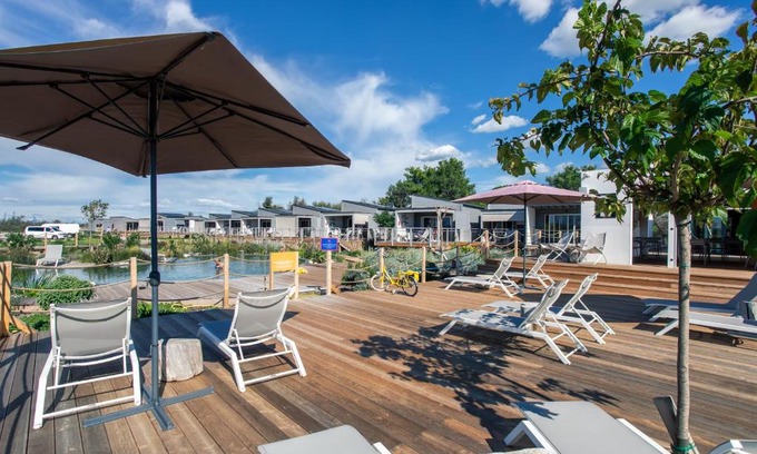 Port-Saint-Louis-du-Rhone Hotel | Experience Comfort at Lodges de Camargue with Ocean Views