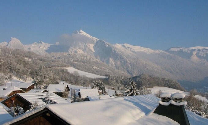 Samoens Apartment | Historic Farmhouse Retreat in Samoens – 10/10 Guest Rated
