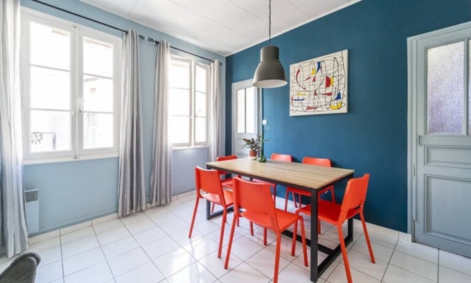 Lodi Apartment | Modern T3 in Vibrant La Plaine with Breakfast & Kitchen