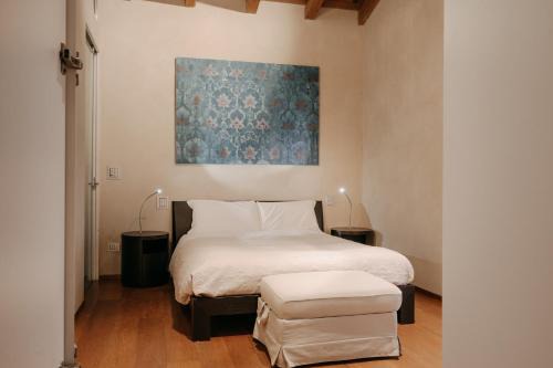 Monzuno Bed & Breakfast | Discover Lodole B&B: Oceanfront Oasis with Pool Access
