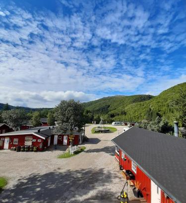Stamsund Cabin | Relaxing Lofoten Camp: Private Beach & Hot Tub Awaits