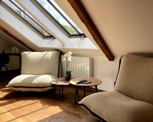 Pont-Aven Apartment | Prime Pont Aven Loft: Steps from Beaches & Pet Friendly