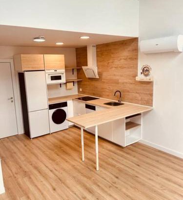 San Sebastian de los Reyes Apartment | Relax in Loft 007: Pool, Garden & Netflix Access