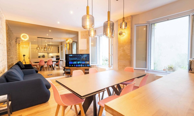 17th Arrondissement Apartment | Loft 4 BR Montmartre Pigalle AC by LCC Agency