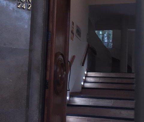 Leblon Apartment | Charming Oceanfront Loft in Leblon - Rated 9.4/10!