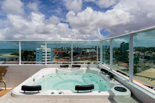 Piata Apartment | Ocean View Loft with Private Parking - Guest Rated 9.2/10