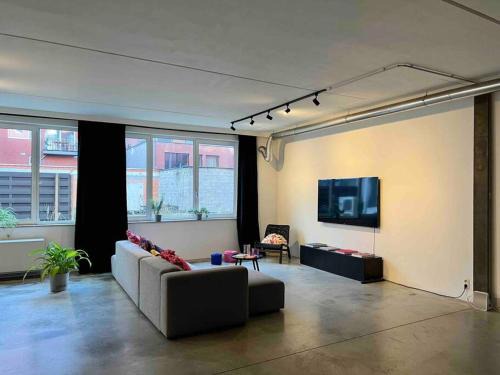 De Kaaien Apartment | Family-Friendly Stay at Loft Antwerp - Eilandje