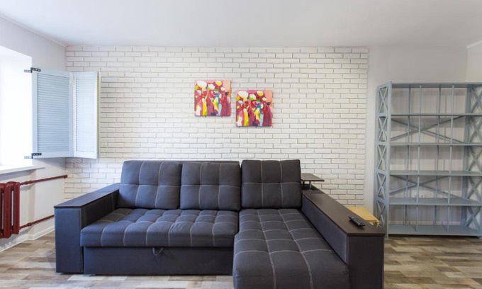 Dzerzhyns'kyi District Apartment | Cozy Loft Apartment Steps from Botanical Garden