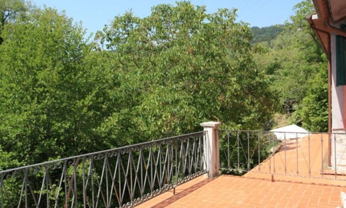 Fosdinovo House | Relaxing Loft Apartment with Pool at Agriturismo Il Borgo
