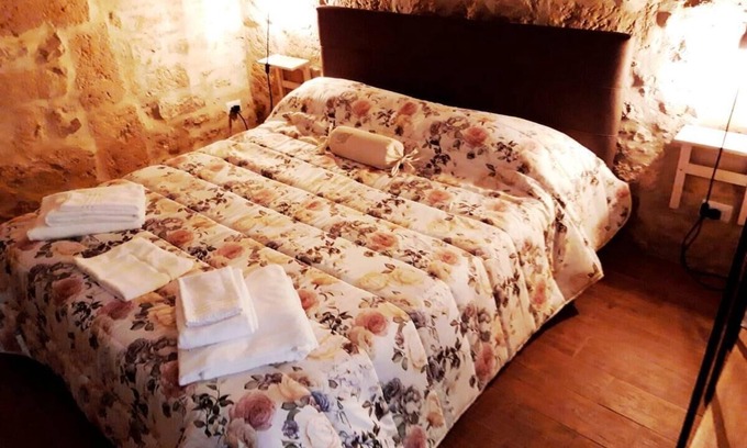 Bari City Centre House | Discover LOFT APRICOT BARI 11: Pet-Friendly Retreat