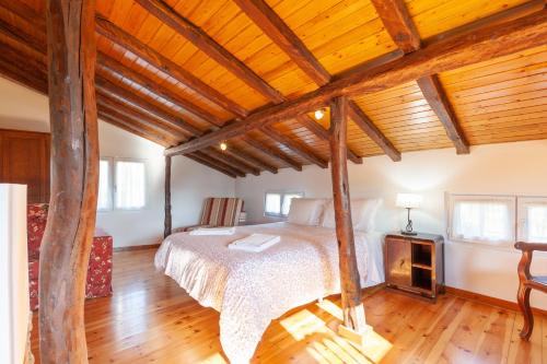 Venade Apartment | Family-Friendly Loft Caminha: 4-Star Comfort Awaits