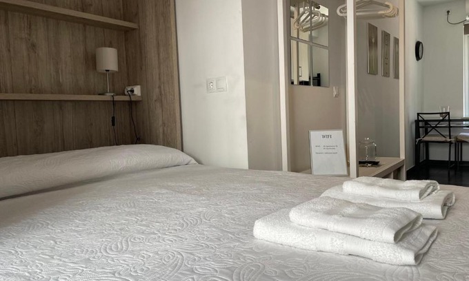 Ciudad Jardin Apartment | Family-Friendly Loft Ciudad Jardín with Great Reviews