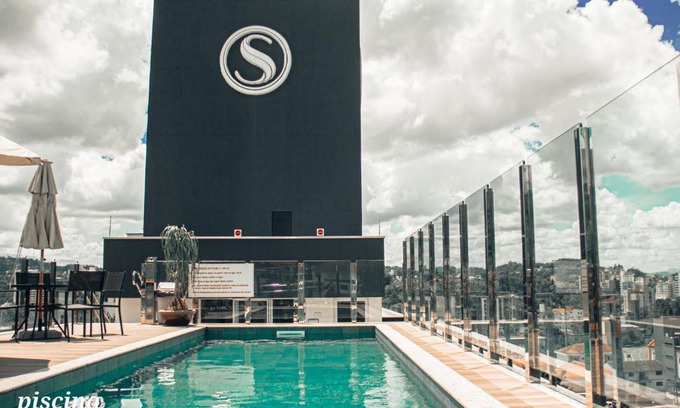 Velha Apartment | Scenic Loft with Pool and Pet-Friendly Amenities