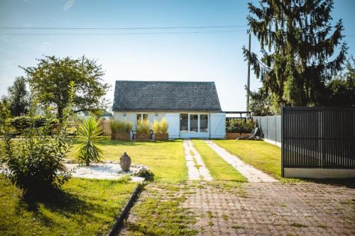 Druye House | Relax in Loft du Pain with Private Spa & Oceanfront Views