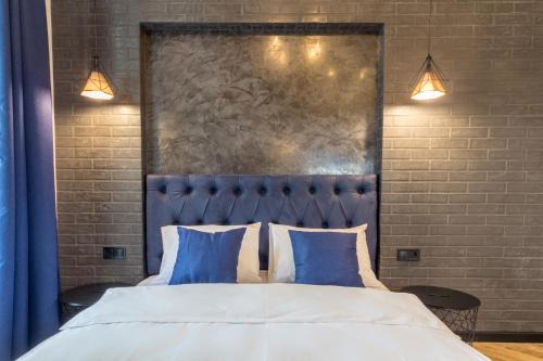 Verkhnie Misto Apartment | Stylish Loft Design Apartments Near Maidan - Child Friendly