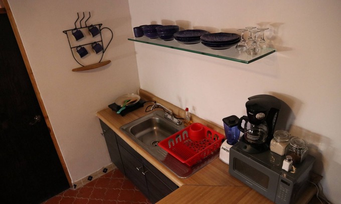 Historic Centre Apartment | Historic Center Loft: Ideal for Families and Pets