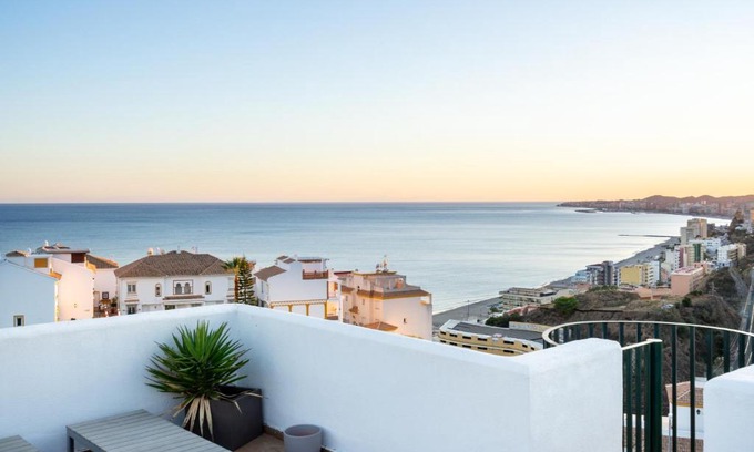La Capellania Apartment | Family Loft with Private Pool Near Carvajal Beach