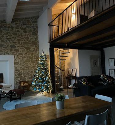 Vinci Apartment | Explore OFFICINA DI LEONARDO in the Heart of Vinci