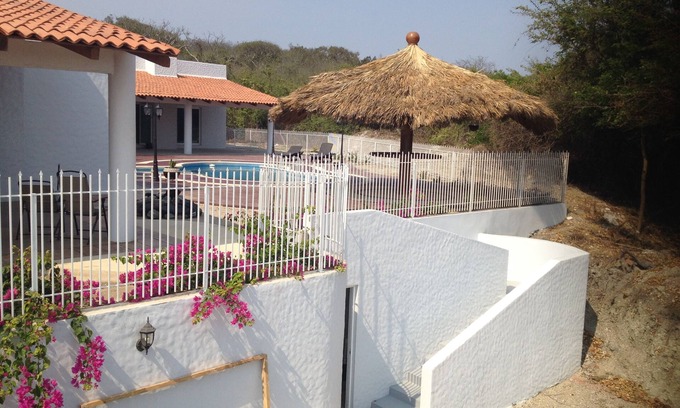 Petacalco Apartment | Oceanfront Loft on the Pacific with Spa & Private Pool
