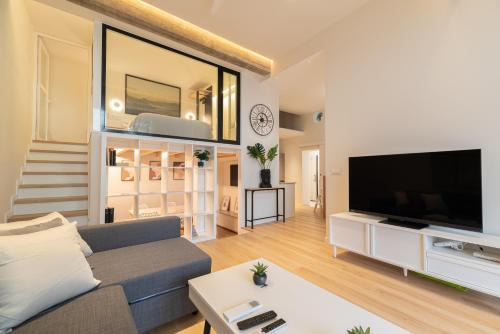 Alcabre Apartment | Discover Loft Playa Samil: Top-Rated Family Retreat
