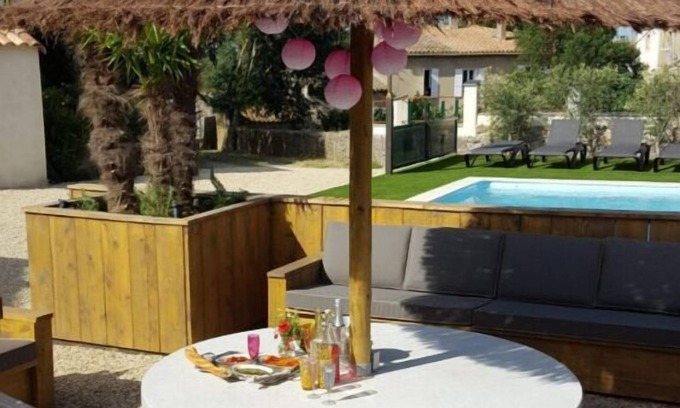 Villedaigne House | Modern Loft - Your Ideal Stay with Ocean Views & Pool Access