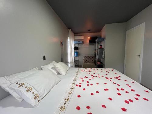 Itajai Apartment | Family-Friendly Loft Praia Brava with Pool & Ocean Views