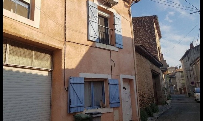 Cazouls-les-Beziers Apartment | Stylish Loft Apartment with Family-Friendly Amenities