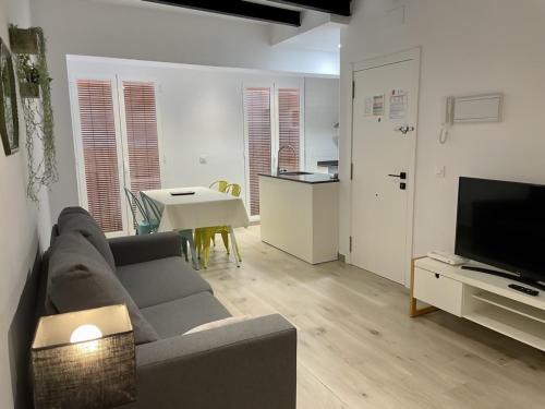 Peniscola Old Town Apartment | Discover Loft Time - A Family-Friendly Getaway Awaits