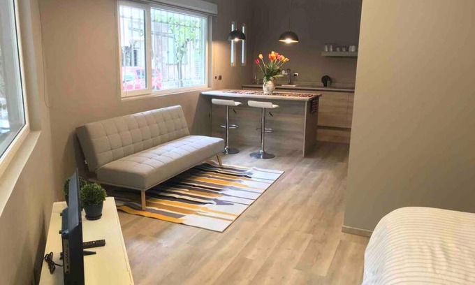 Benito Juarez Apartment | Modern WTC Apartment with Pool & Breakfast Included