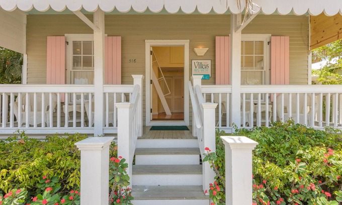 Downtown Villa | Prime Loft Villa Steps from Duval with Pool & Breakfast