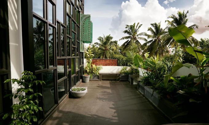 Kozhikode Apartment | Unforgettable Stay at Lofterra: Pet Friendly & Family Focused