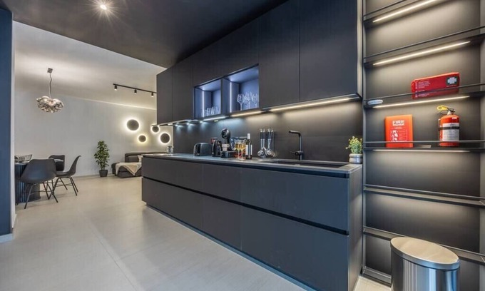 Madliena Apartment | LoftNoir Sliema: Spacious and very close to seafront