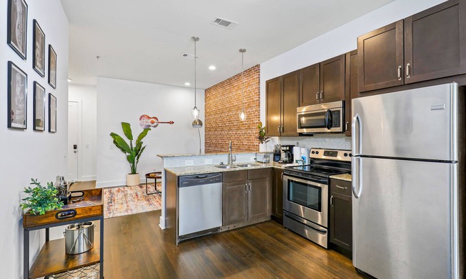 West End Apartment | Lofts On 30Th Ave