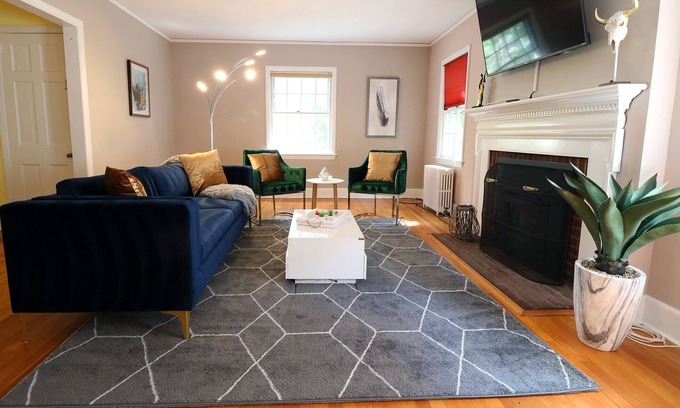 Princeton Condo | Elegant Lofty Home with Spa in Downtown Princeton