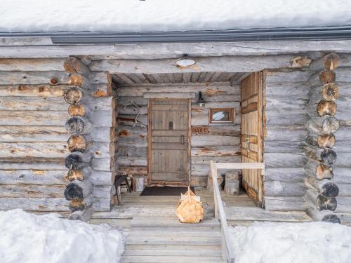 Saariselka Apartment | Log Cabin Apartment Oula C