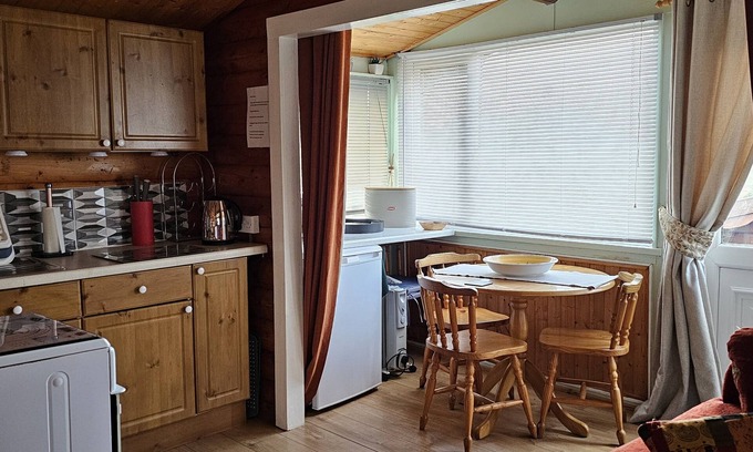 Bronaber Cabin | Relaxing Log Cabin Retreat in Snowdonia National Park