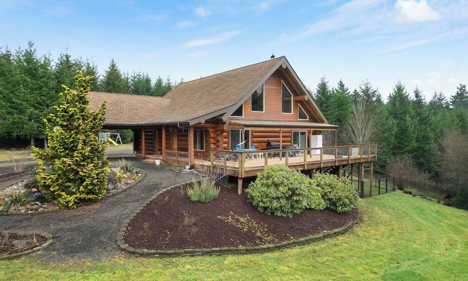 Shelton Cabin | Log Cabin in the Woods. On five acre lot in the woods pet friendly.