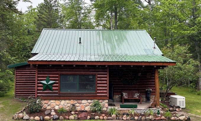 Cheboygan Cabin | Charming Log Cabin Retreat by Mullett Lake & Black Mountain