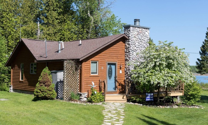 Indian River Cabin | Serene Log Cabin on Indian River with Pool and Lake Views