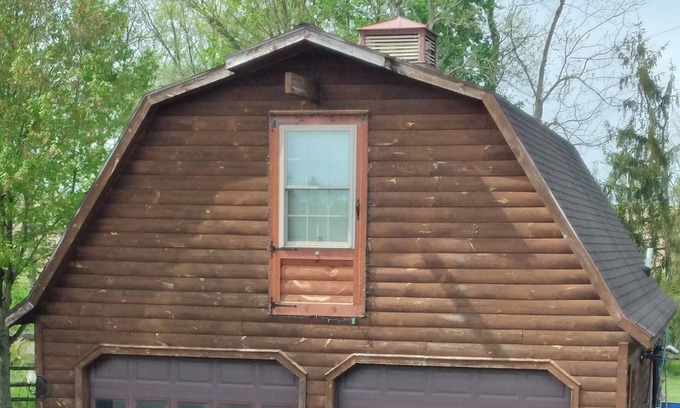 Cochranville Apartment | Idyllic Log Cabin Loft with Yard, Firepit & Stream Retreat