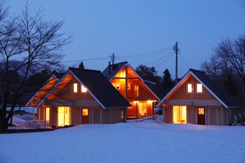 Hakuba Ski Chalet | Experience Log Cottage 白馬KIITOS: Pet-Friendly Retreat