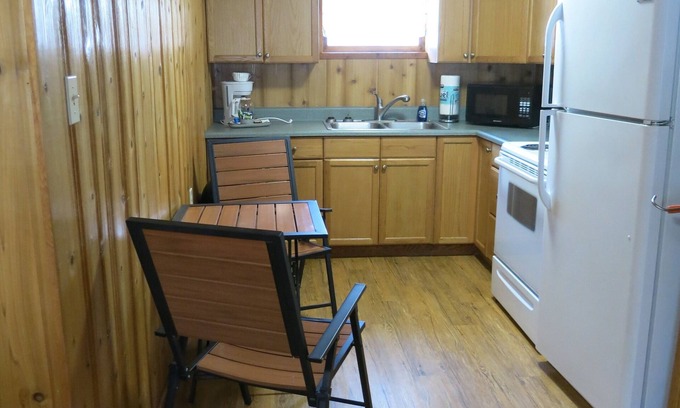 Moose Creek Apartment | Convenient Log Duplex Near Eielson AFB with Kitchen Access