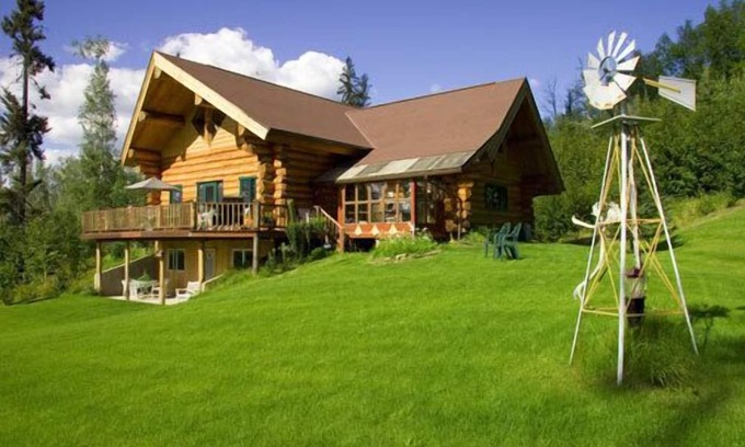 Fairbanks Cabin | Scenic Log Home with Denali View, Fireplace & Spa Amenities