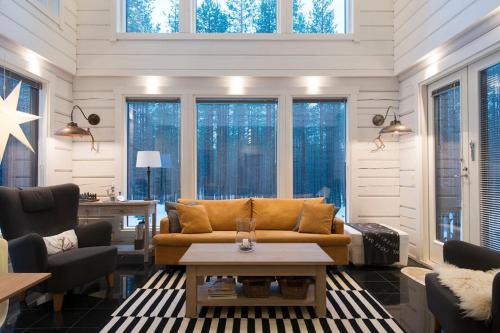 Pyhatunturi Villa | Inviting Log House at Pyhätunturi Ski Resort - 4 Stars