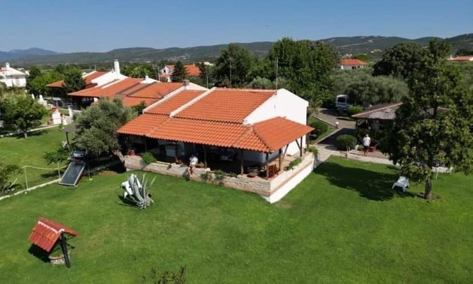 Alexandroupoli House | Experience Oceanfront Bliss at LOGA PARALIA DIKELLA EVROs