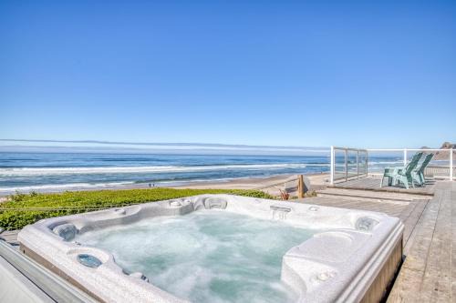 Roads End House | Discover Logan's Lodge: Pet-Friendly Retreat with High Ratings